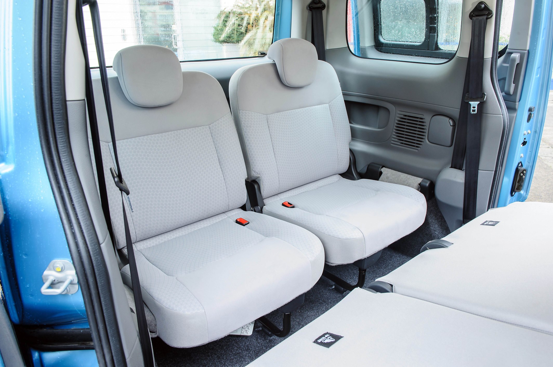 New Nissan e-NV200 Combi Offers