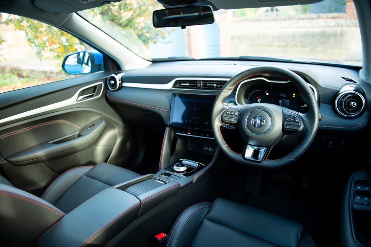 MG ZS EV Images - Interior & Exterior Photo Gallery [250+ Images] - CarWale