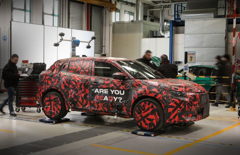 Alfa Romeo names the date for baby SUV launch | Electrifying.com